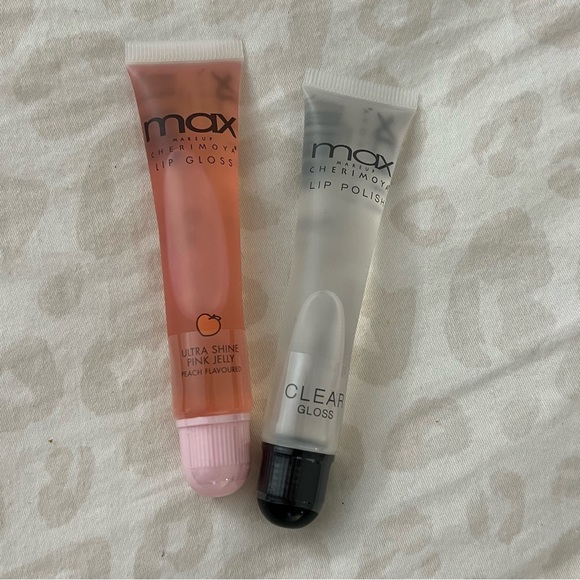 Max Makeup Ultra Shine Lip Gloss - Picture 3 of 3